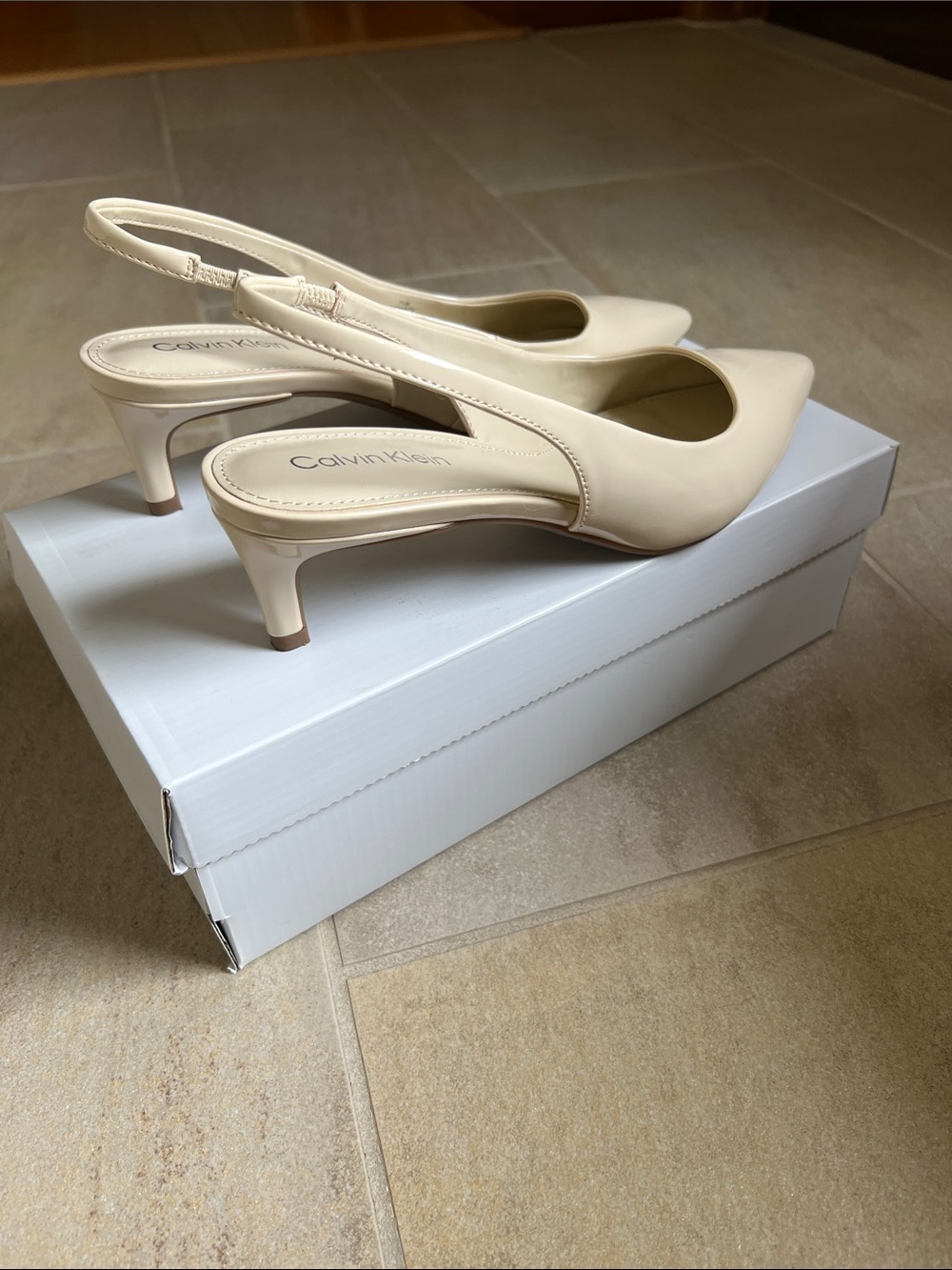 Calvin Klein Women's KC Dainty Ivory Patent Slingback Heels - Picture 3 of 6